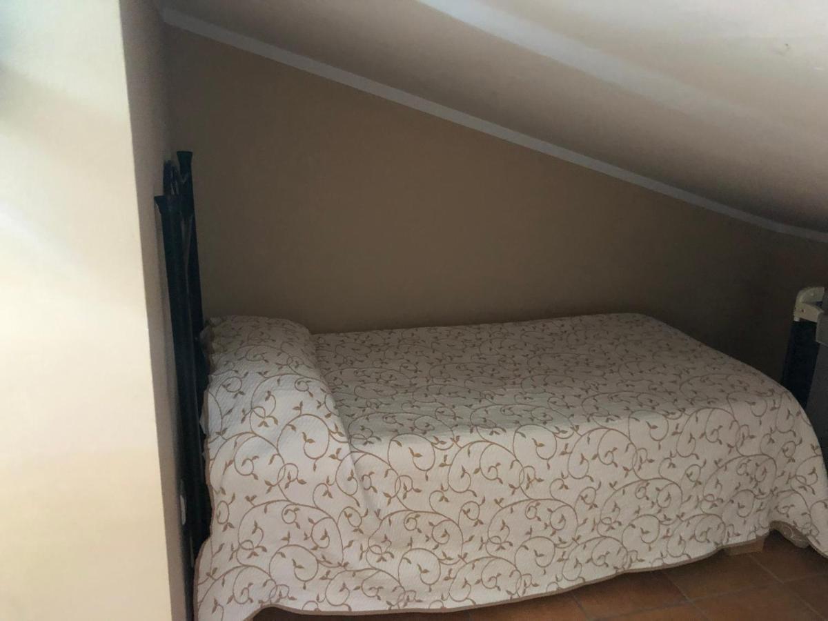 Malpartida de Cáceres Hostal La Caballeriza מראה חיצוני תמונה